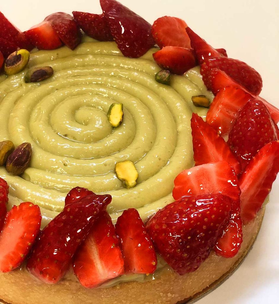 Crostata moderna fragole e pistacchio